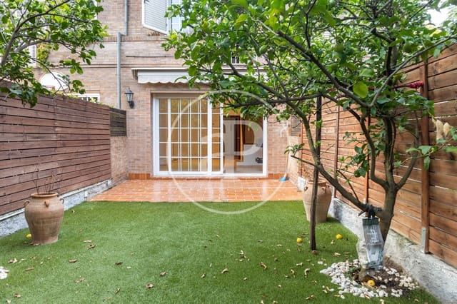 4 bedroom Villa for rent in Sant Cugat del Vallès - € 2,459 (Ref: 8798915)