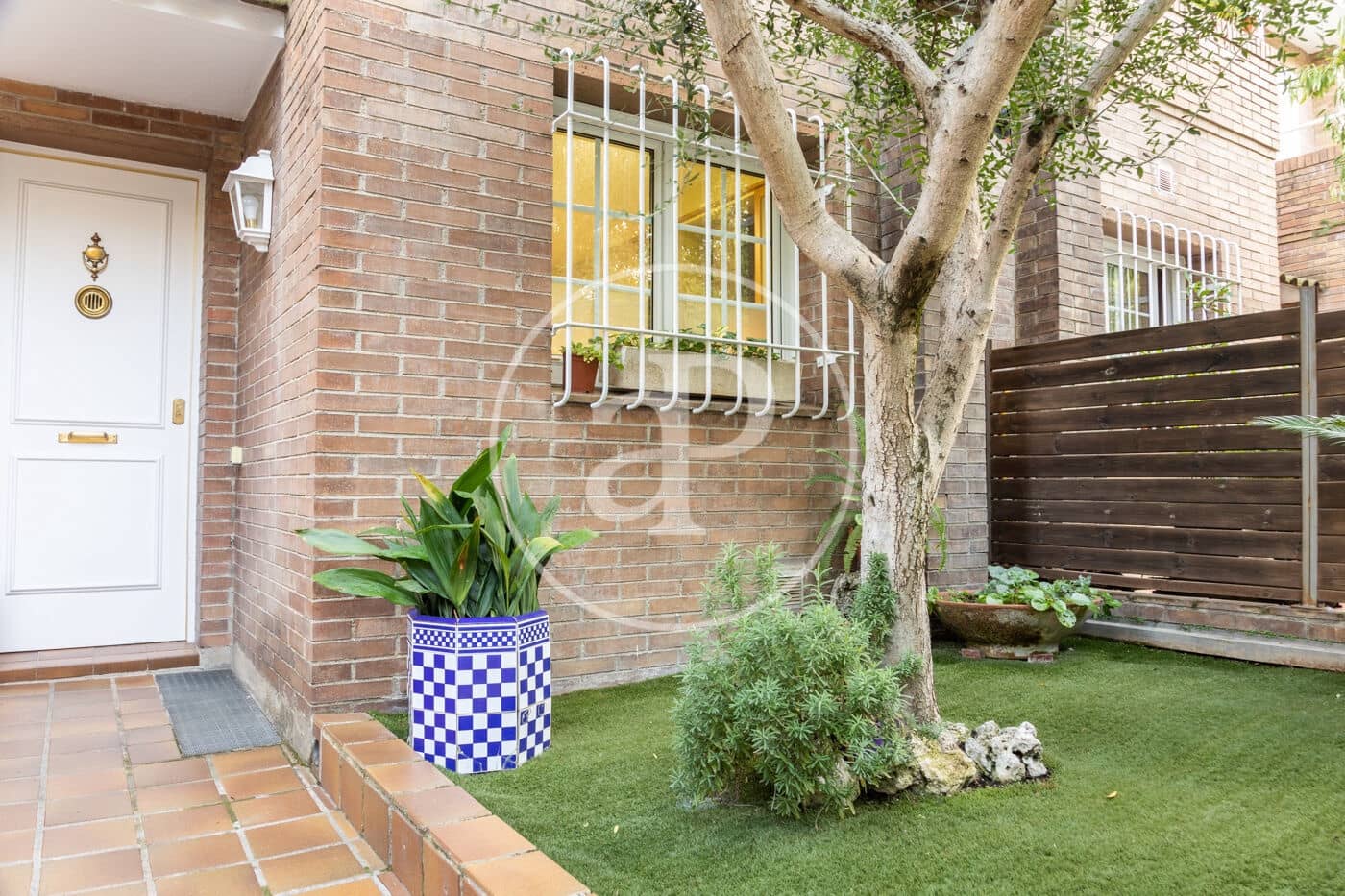 4 bedroom Villa for rent in Sant Cugat del Valles with garage - € 2,459 (Ref: 8798915)