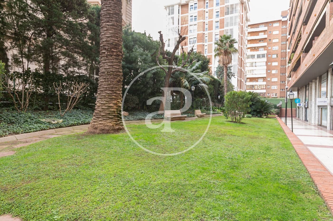 5 bedroom Apartment for rent in Barcelona city with garage - € 5,635 (Ref: 8806348)