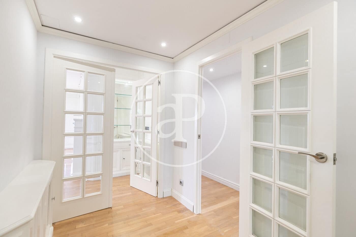 5 bedroom Apartment for rent in Barcelona city with garage - € 5,635 (Ref: 8806348)
