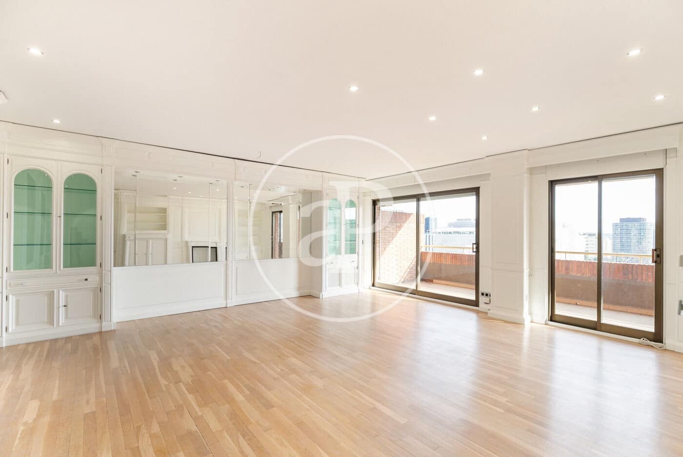 5 bedroom Apartment for rent in Barcelona city with garage - € 5,635 (Ref: 8806348)