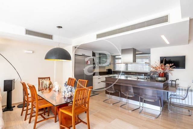 5 soveværelse Villa til salg i Sant Gervasi - La Bonanova, Barcelona by med swimmingpool - € 1.950.000 (Ref: 8806353)