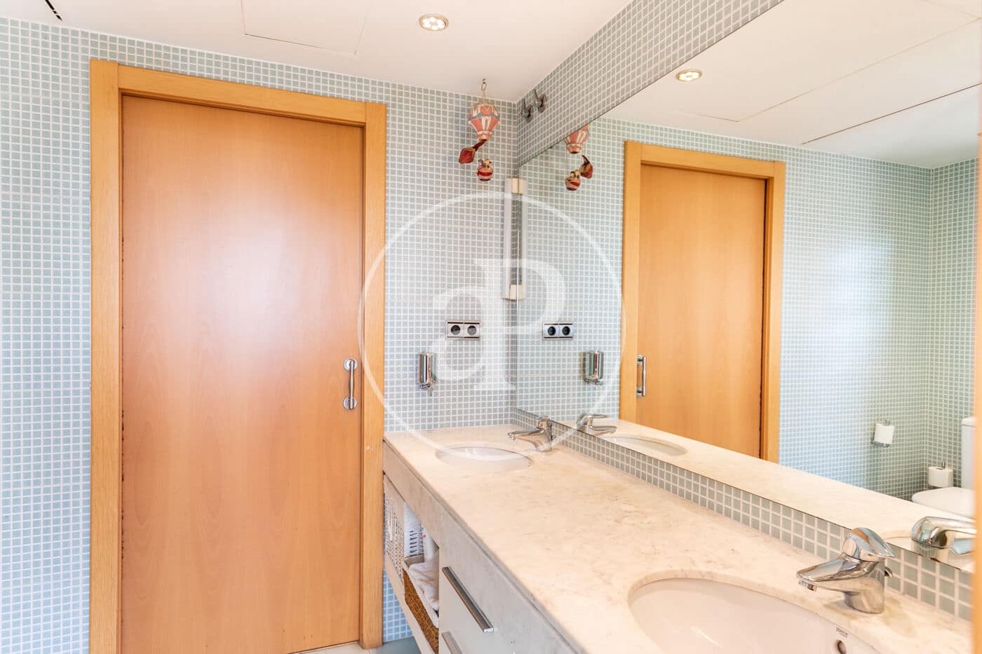 5 soveværelse Villa til salg i Barcelona by med swimmingpool - € 1.950.000 (Ref: 8806353)