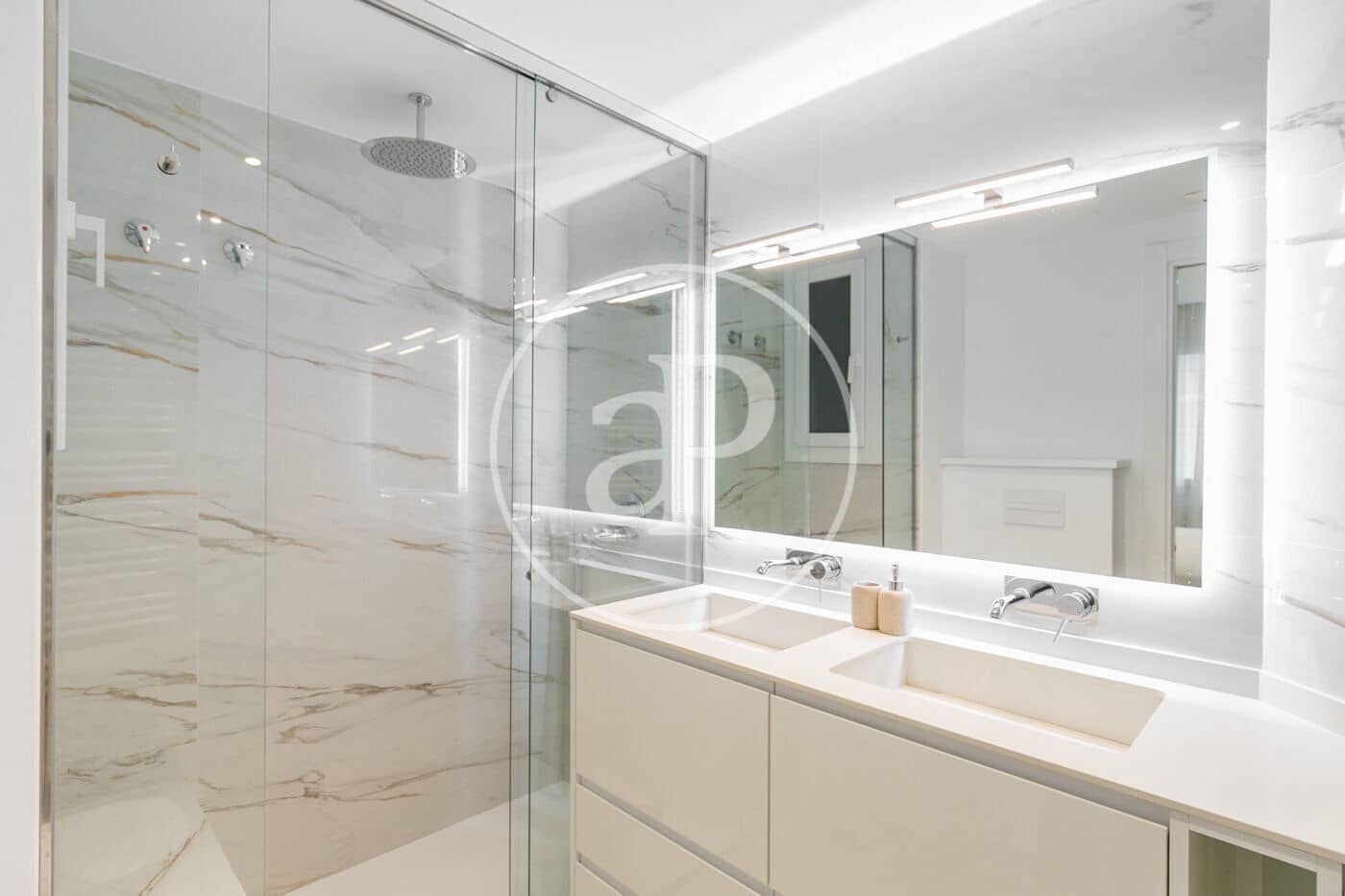 3 quarto Apartamento para venda em Barcelona cidade - 950 000 € (Ref: 8809815)