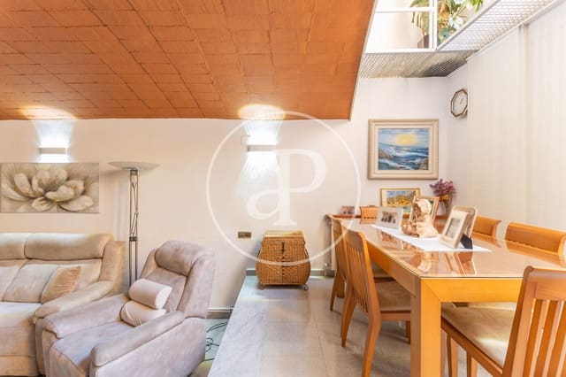 4 makuuhuone Huvila myytävänä paikassa Sabadell - 575 000 € (Ref: 8813407)