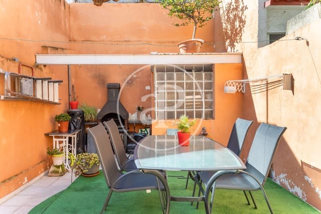 4 makuuhuone Huvila myytävänä paikassa Sabadell - 575 000 € (Ref: 8813407)