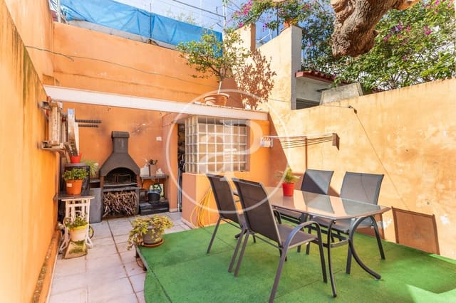 4 bedroom Villa for sale in Sabadell - € 595,000 (Ref: 8813407)