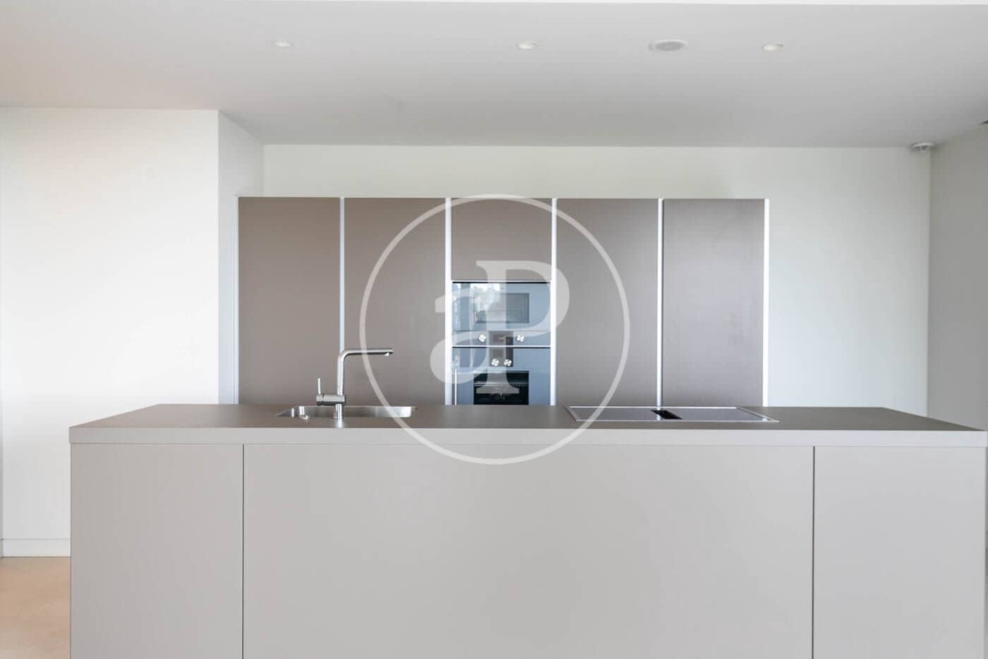 3 sovrum Lägenhet att hyra i Barcelona stad med pool - 4 950 € (Ref: 8815920)