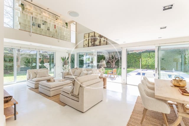 6 bedroom Villa for sale in Sant Cugat del Vallès with pool - € 3,250,000 (Ref: 8825049)