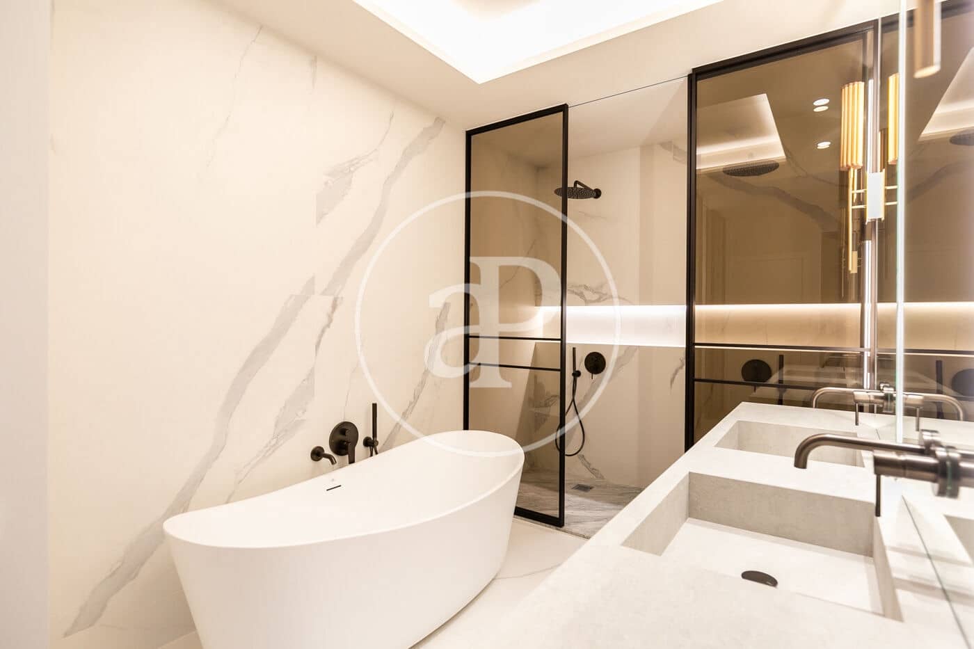 4 soveværelse Lejlighed til salg i Barcelona by - € 2.950.000 (Ref: 8825050)