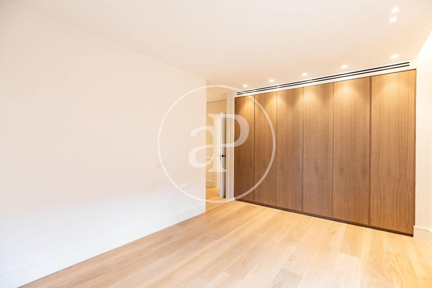 4 soveværelse Lejlighed til salg i Barcelona by - € 2.950.000 (Ref: 8825050)