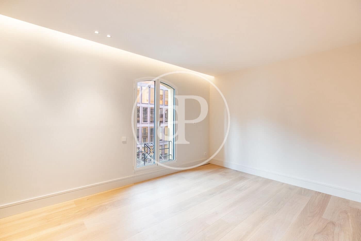 4 soveværelse Lejlighed til salg i Barcelona by - € 2.950.000 (Ref: 8825050)