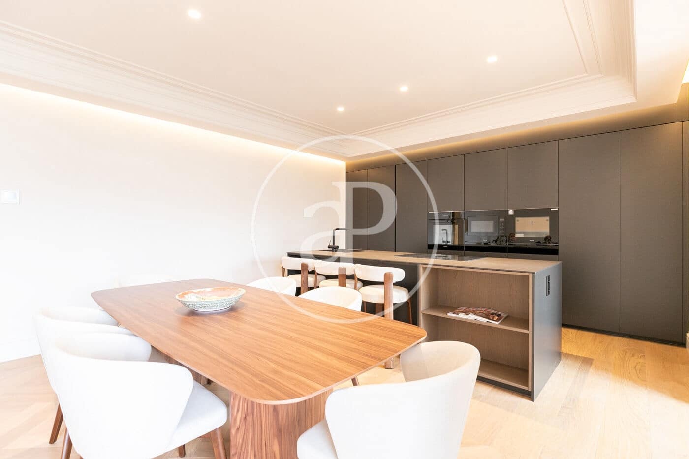 4 soveværelse Lejlighed til salg i Barcelona by - € 2.950.000 (Ref: 8825050)