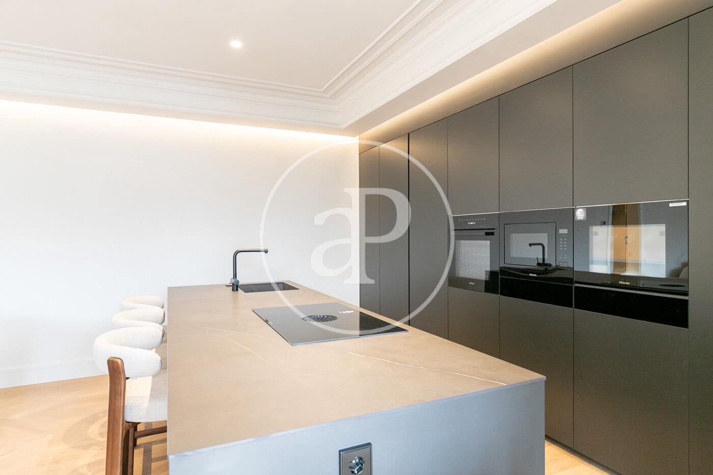 4 soveværelse Lejlighed til salg i Barcelona by - € 2.950.000 (Ref: 8825050)