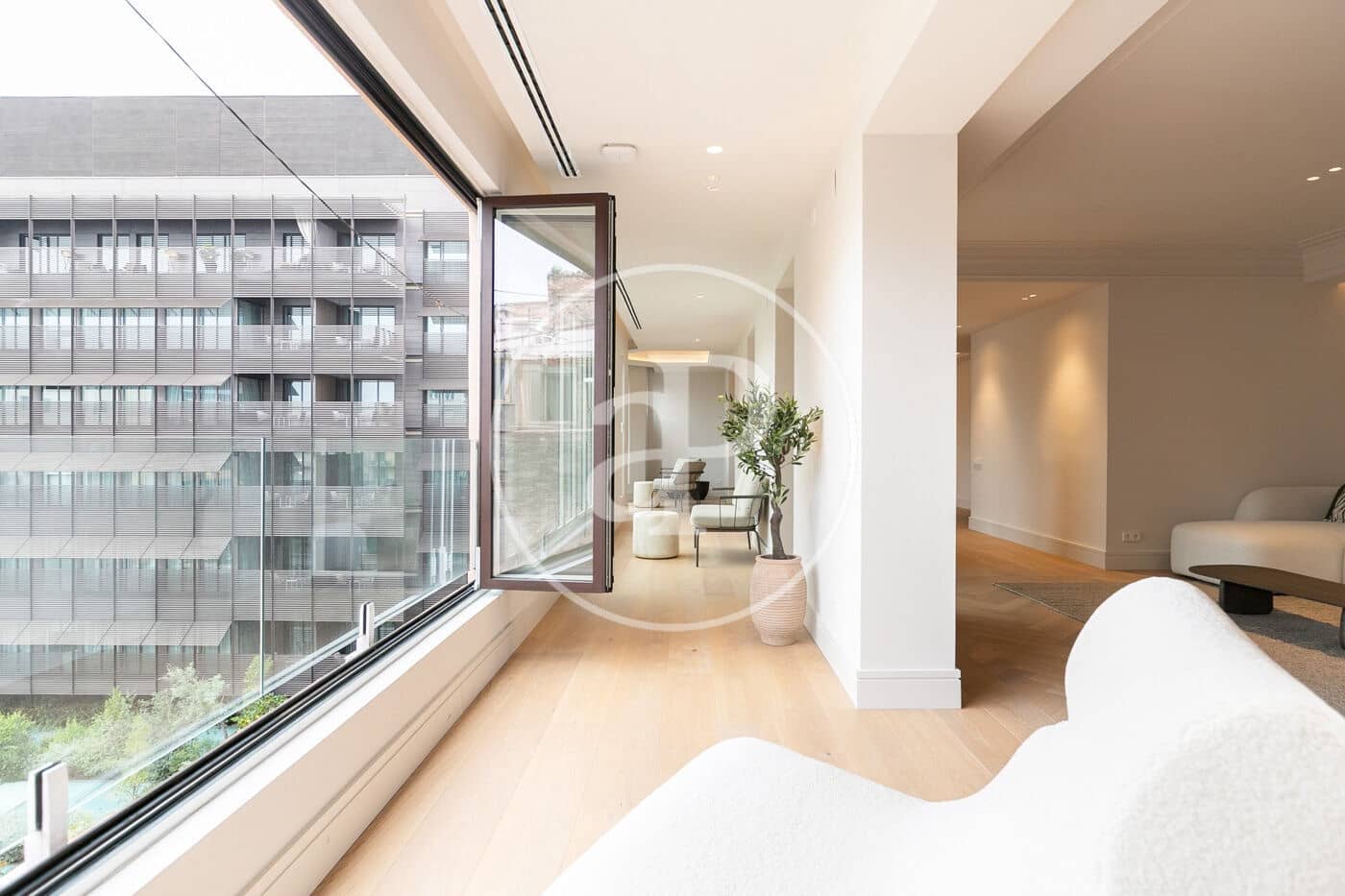 4 soveværelse Lejlighed til salg i Barcelona by - € 2.950.000 (Ref: 8825050)