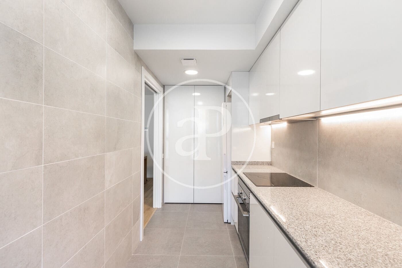 Apartamento de 2 habitaciones en Barcelona ciudad en alquiler - 1.790 € (Ref: 8836844)