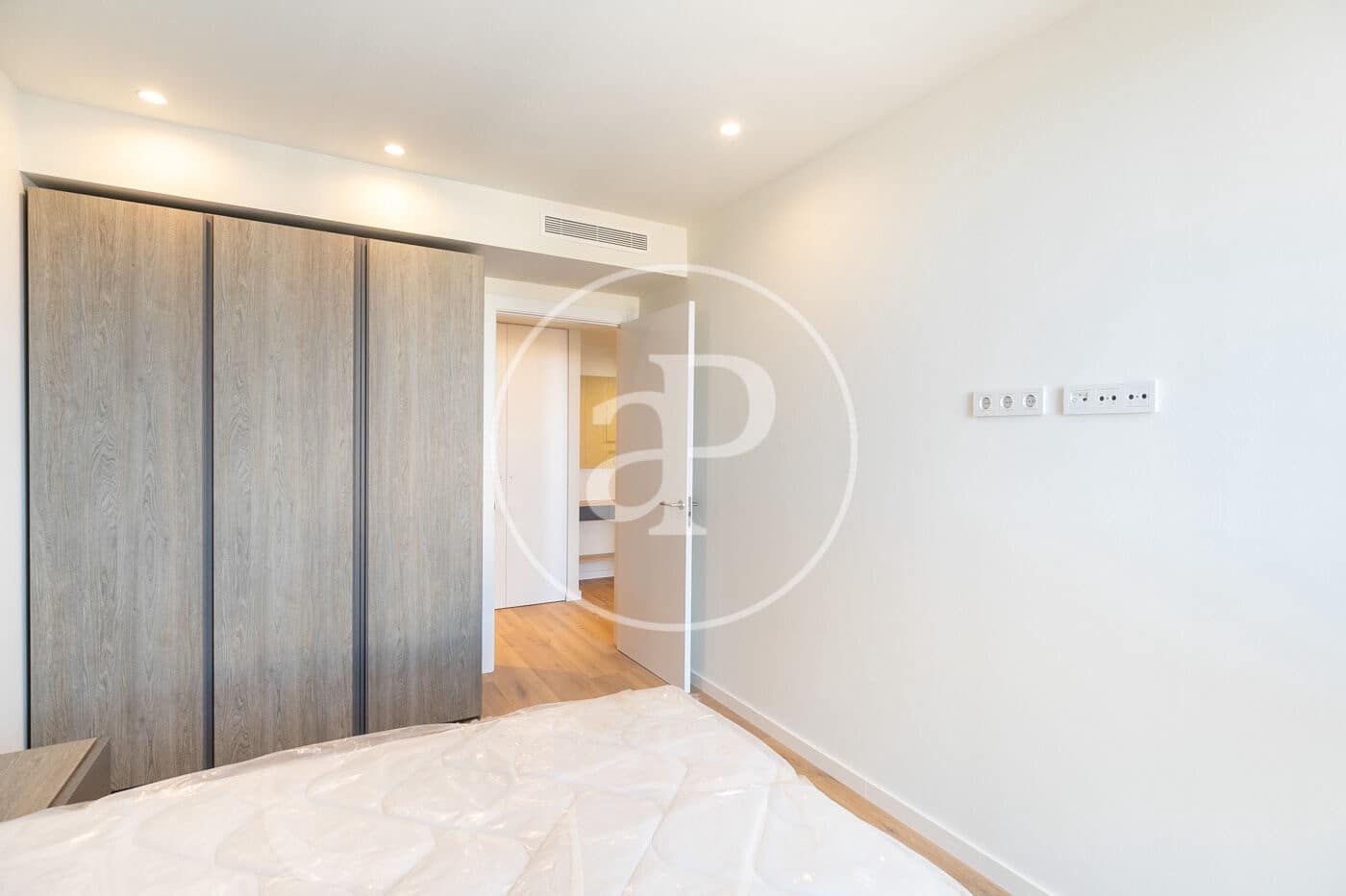 Apartamento de 2 habitaciones en Barcelona ciudad en alquiler - 1.790 € (Ref: 8836844)