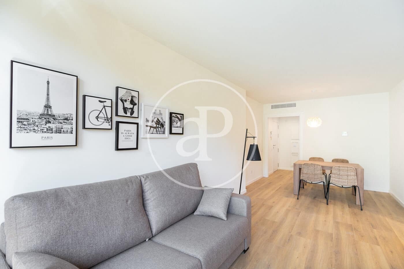 Apartamento de 2 habitaciones en Barcelona ciudad en alquiler - 1.790 € (Ref: 8836844)
