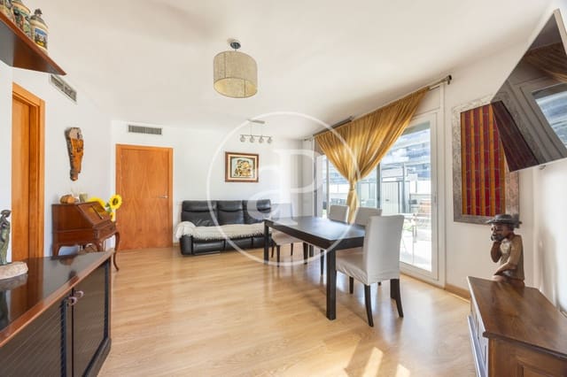 3 soveværelse Lejlighed til salg i Badalona med swimmingpool - € 720.000 (Ref: 8836852)