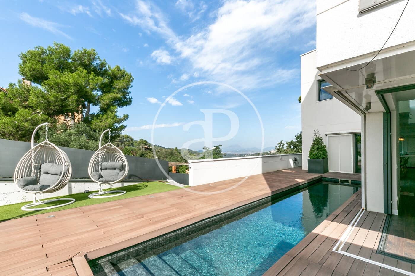 10 soveværelse Villa til leje i Barcelona by med swimmingpool - € 20.000 (Ref: 8839160)