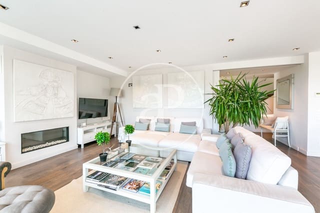 Villa/Maison de 10 chambres à louer à Vallvidrera, El Tibidabo i Les Planes, Barcelone ville avec piscine - 20 000 € (Ref: 8839160)