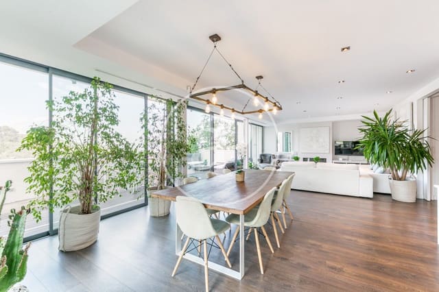 Villa/Maison de 10 chambres à louer à Vallvidrera, El Tibidabo i Les Planes, Barcelone ville avec piscine - 20 000 € (Ref: 8839160)