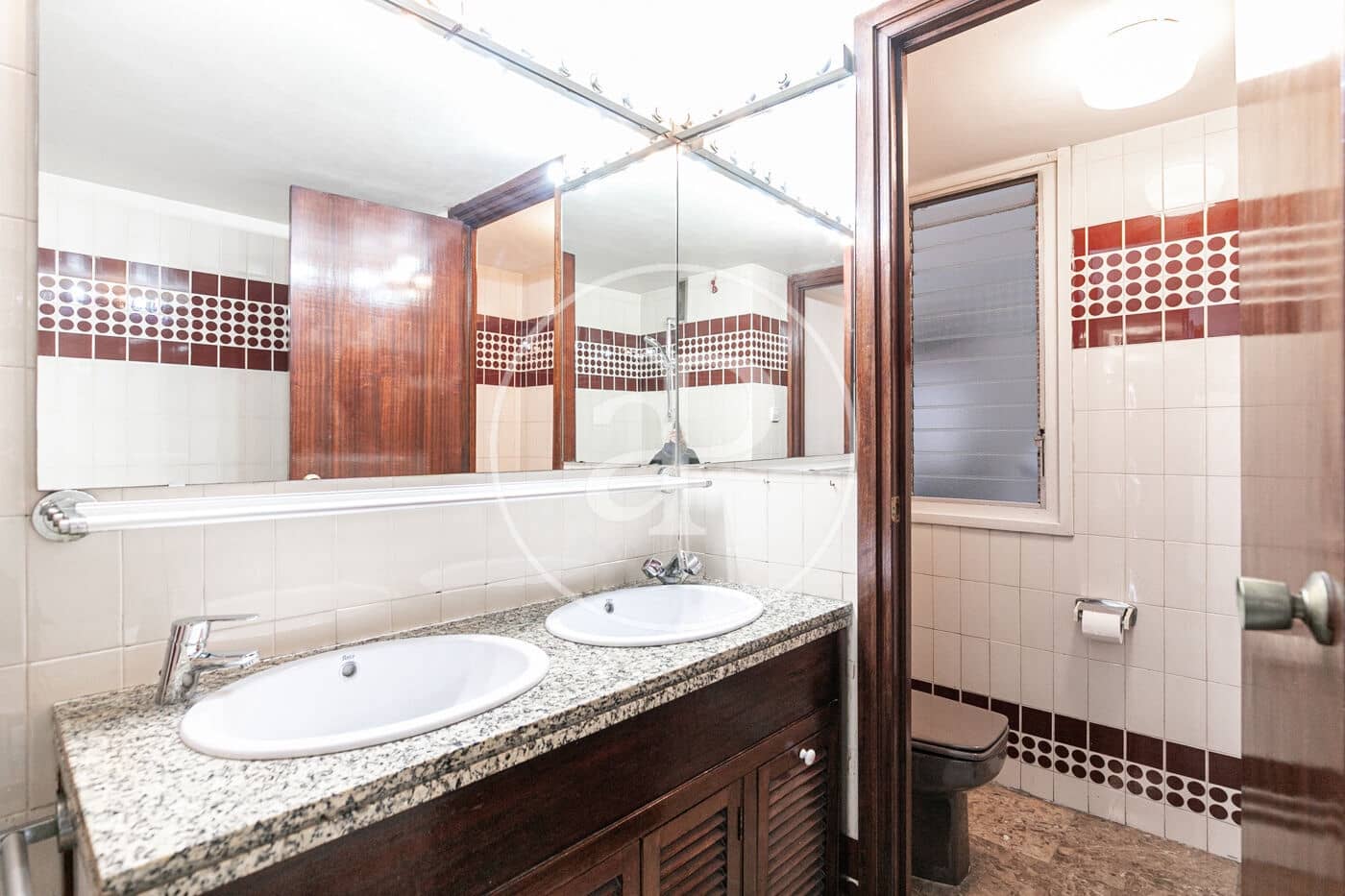 4 soveværelse Lejlighed til salg i Barcelona by - € 660.000 (Ref: 8841289)