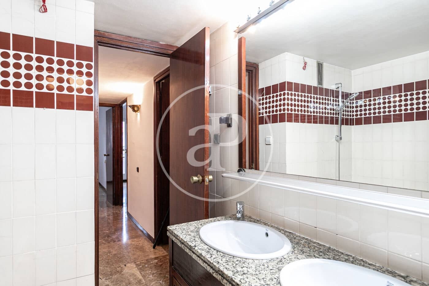 4 soveværelse Lejlighed til salg i Barcelona by - € 660.000 (Ref: 8841289)