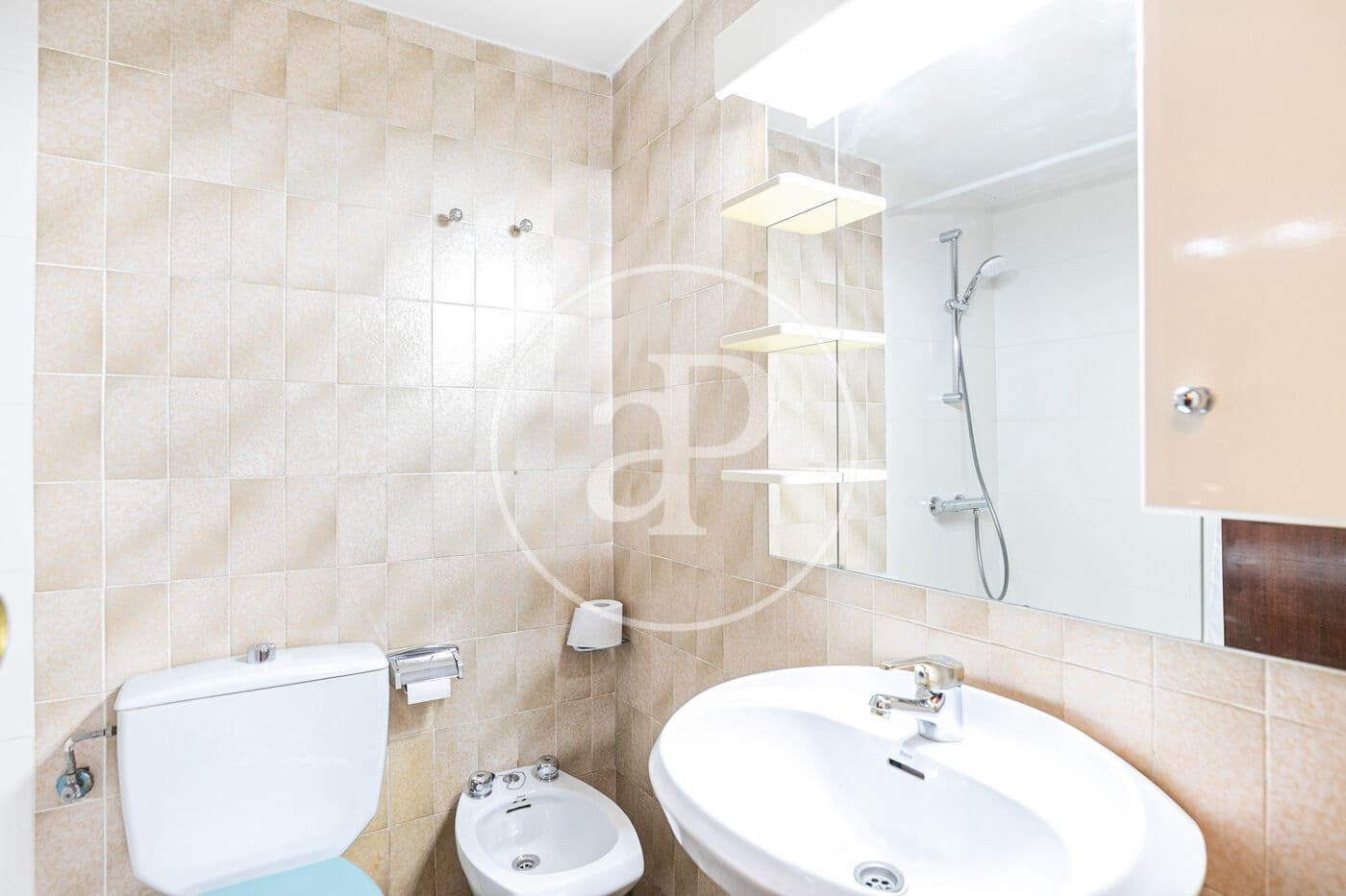 4 soveværelse Lejlighed til salg i Barcelona by - € 660.000 (Ref: 8841289)