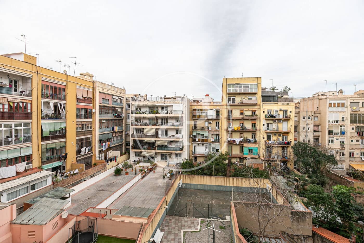 4 soveværelse Lejlighed til salg i Barcelona by - € 660.000 (Ref: 8841289)