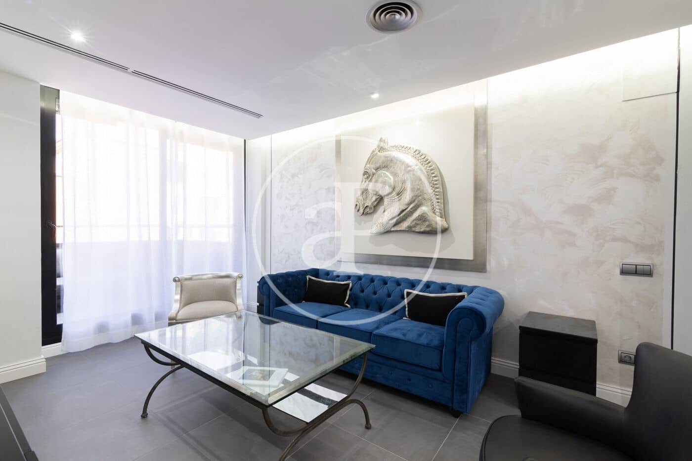 2 bedroom Apartment for rent in Barcelona city with garage - € 3,400 (Ref: 8849654)