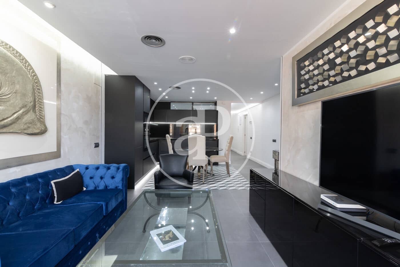 2 bedroom Apartment for rent in Barcelona city with garage - € 3,400 (Ref: 8849654)