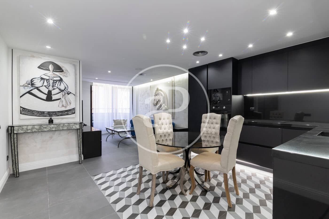 2 bedroom Apartment for rent in Barcelona city with garage - € 3,400 (Ref: 8849654)