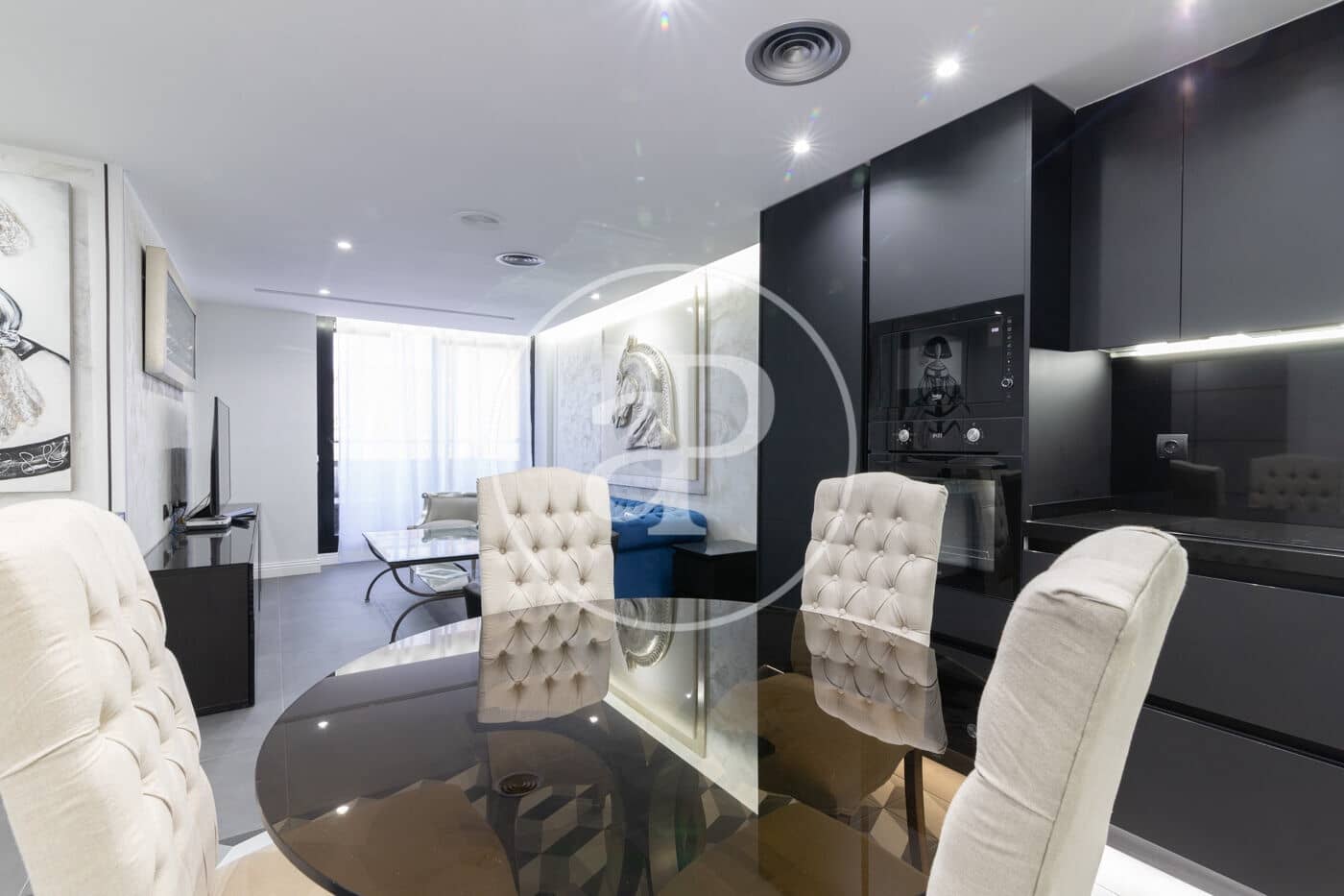 2 bedroom Apartment for rent in Barcelona city with garage - € 3,400 (Ref: 8849654)