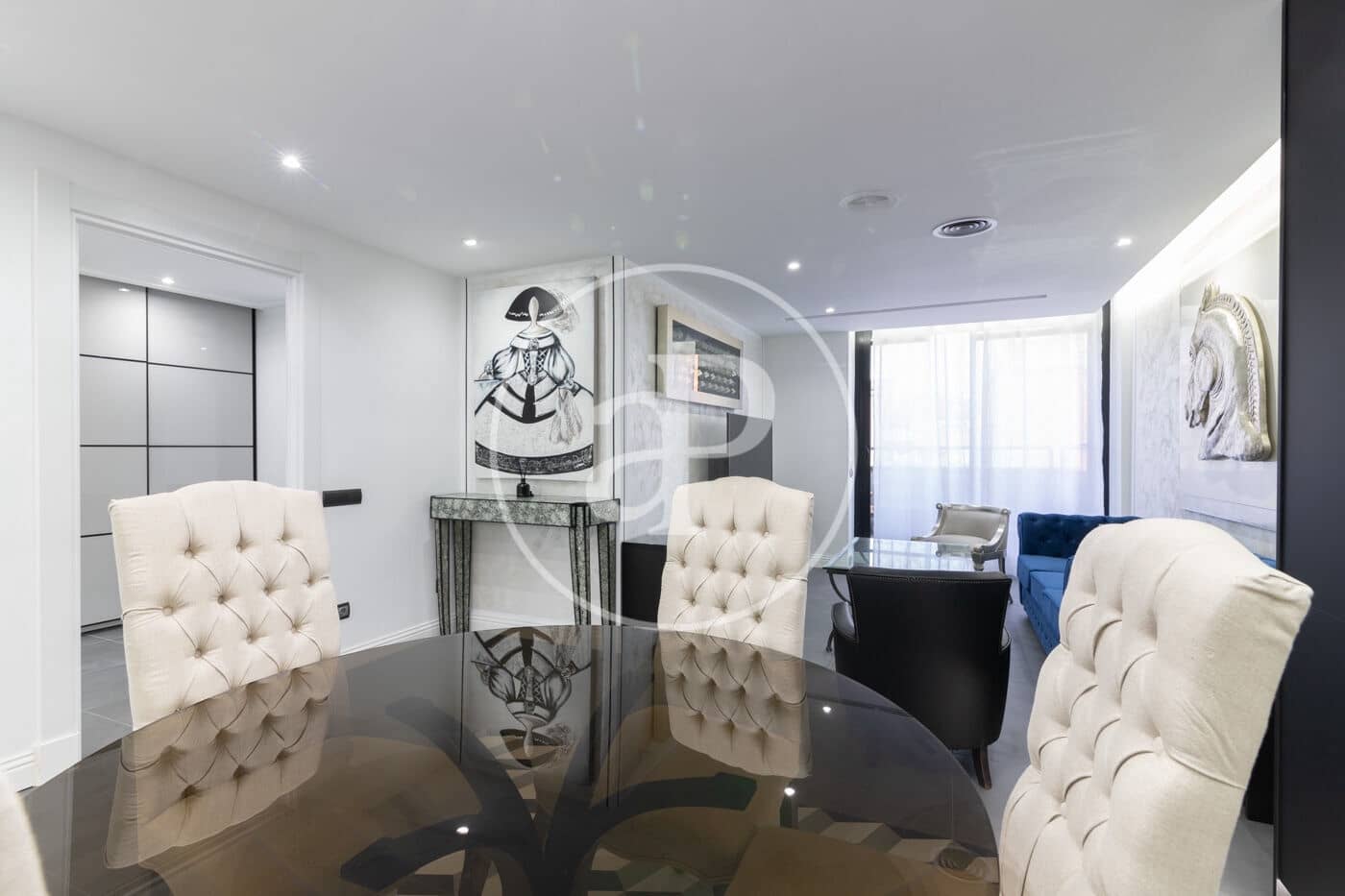 2 bedroom Apartment for rent in Barcelona city with garage - € 3,400 (Ref: 8849654)