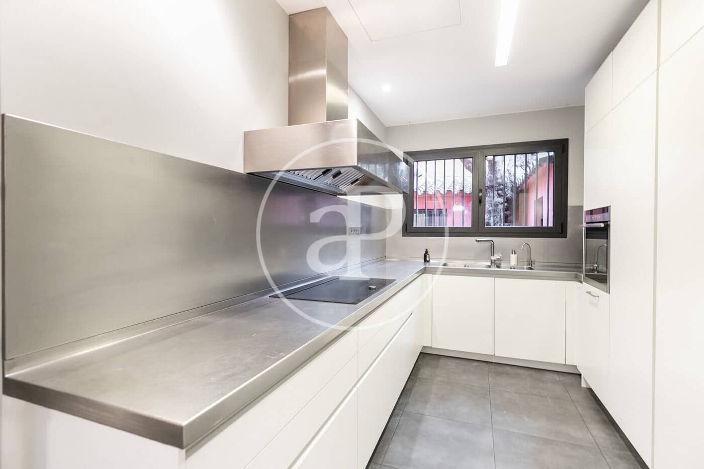 4 quarto Apartamento para arrendar em Barcelona cidade com garagem - 7 285 € (Ref: 8851729)