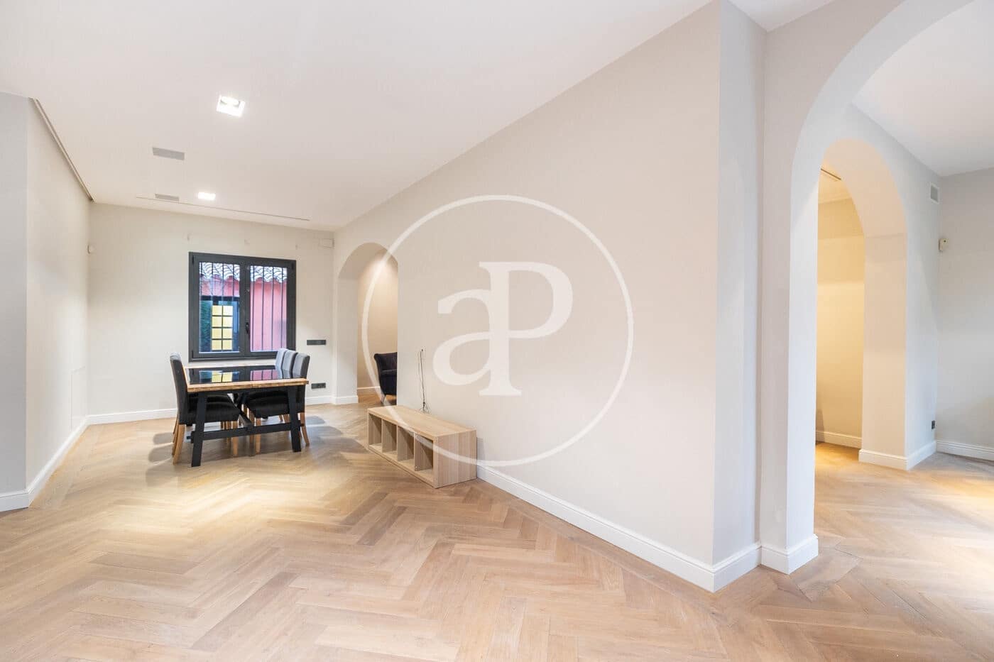 4 quarto Apartamento para arrendar em Barcelona cidade com garagem - 7 285 € (Ref: 8851729)