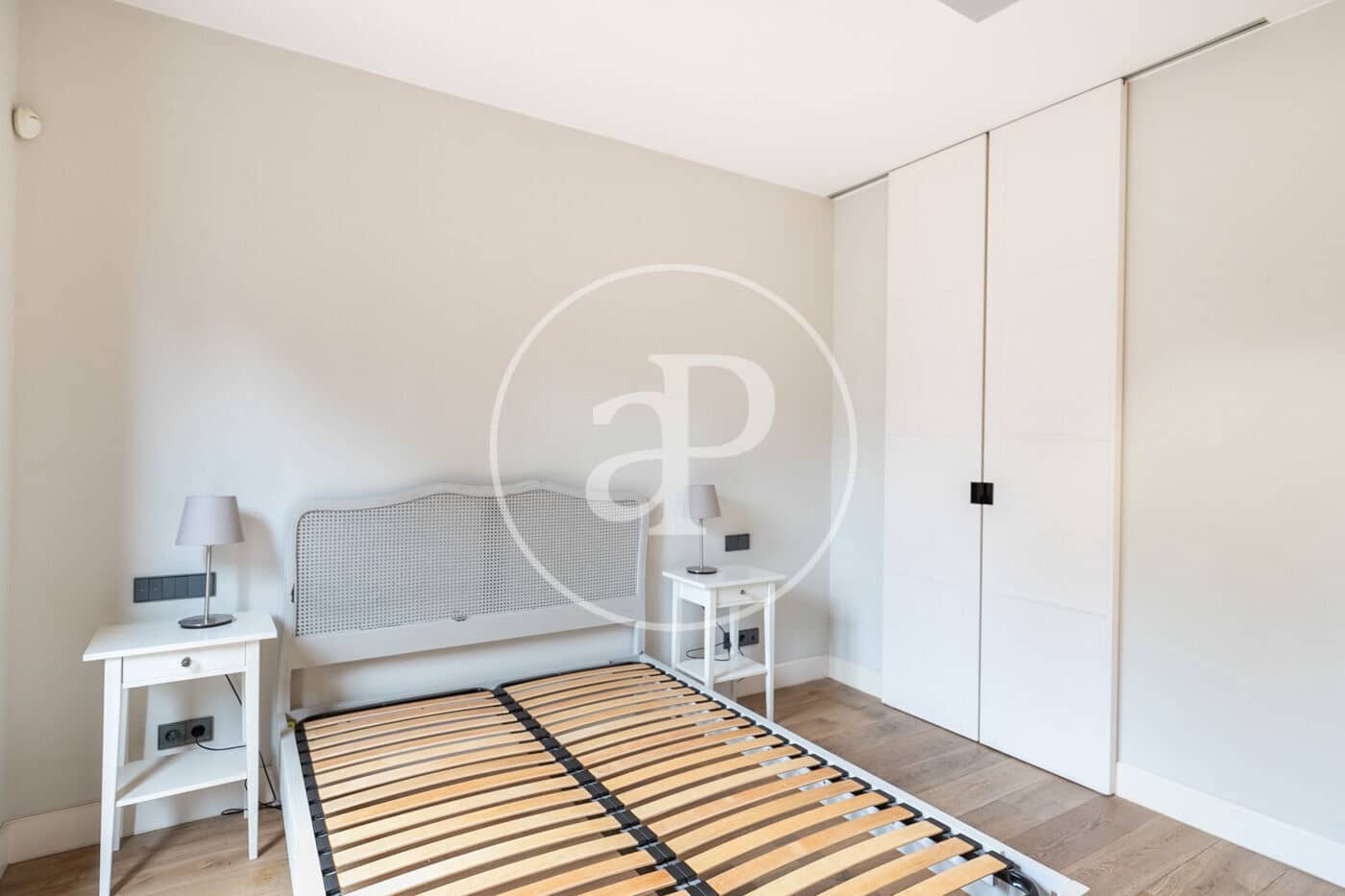 4 quarto Apartamento para arrendar em Barcelona cidade com garagem - 7 285 € (Ref: 8851729)