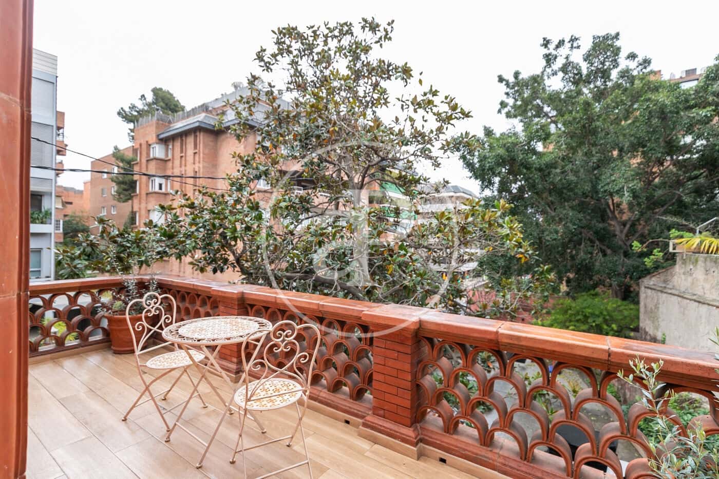 4 quarto Apartamento para arrendar em Barcelona cidade com garagem - 7 285 € (Ref: 8851729)