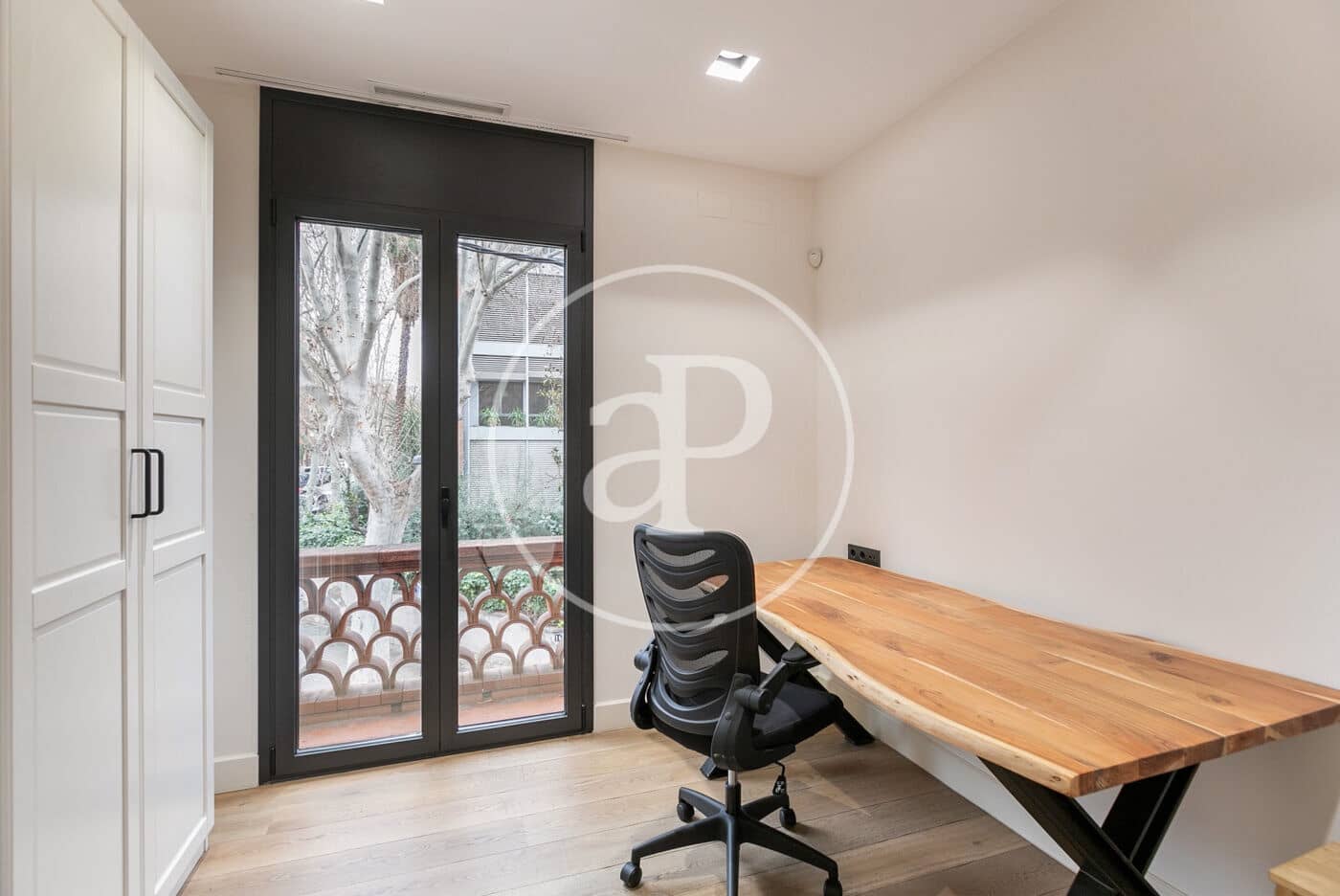 4 quarto Apartamento para arrendar em Barcelona cidade com garagem - 7 285 € (Ref: 8851729)