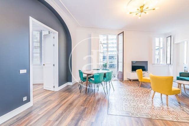 4 soveværelse Lejlighed til leje i El Barri Gòtic, Barcelona by - € 3.300 (Ref: 8855034)