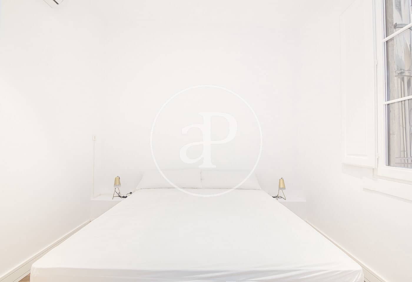 4 soveværelse Lejlighed til leje i Barcelona by - € 3.300 (Ref: 8855034)