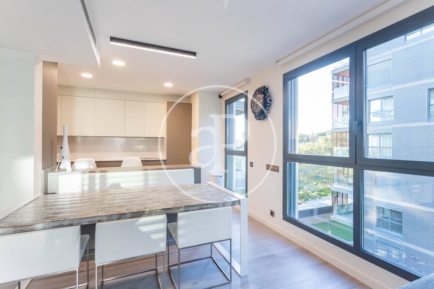 3 soveværelse Lejlighed til salg i Esplugues de Llobregat med swimmingpool - € 1.350.000 (Ref: 8855039)