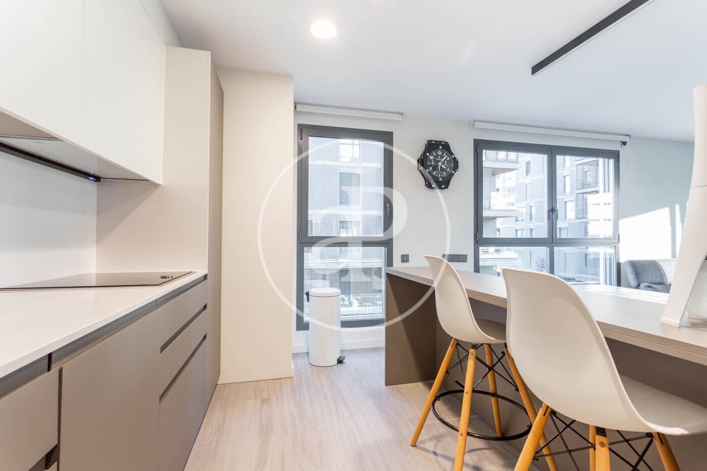 3 soveværelse Lejlighed til salg i Esplugues de Llobregat med swimmingpool - € 1.350.000 (Ref: 8855039)