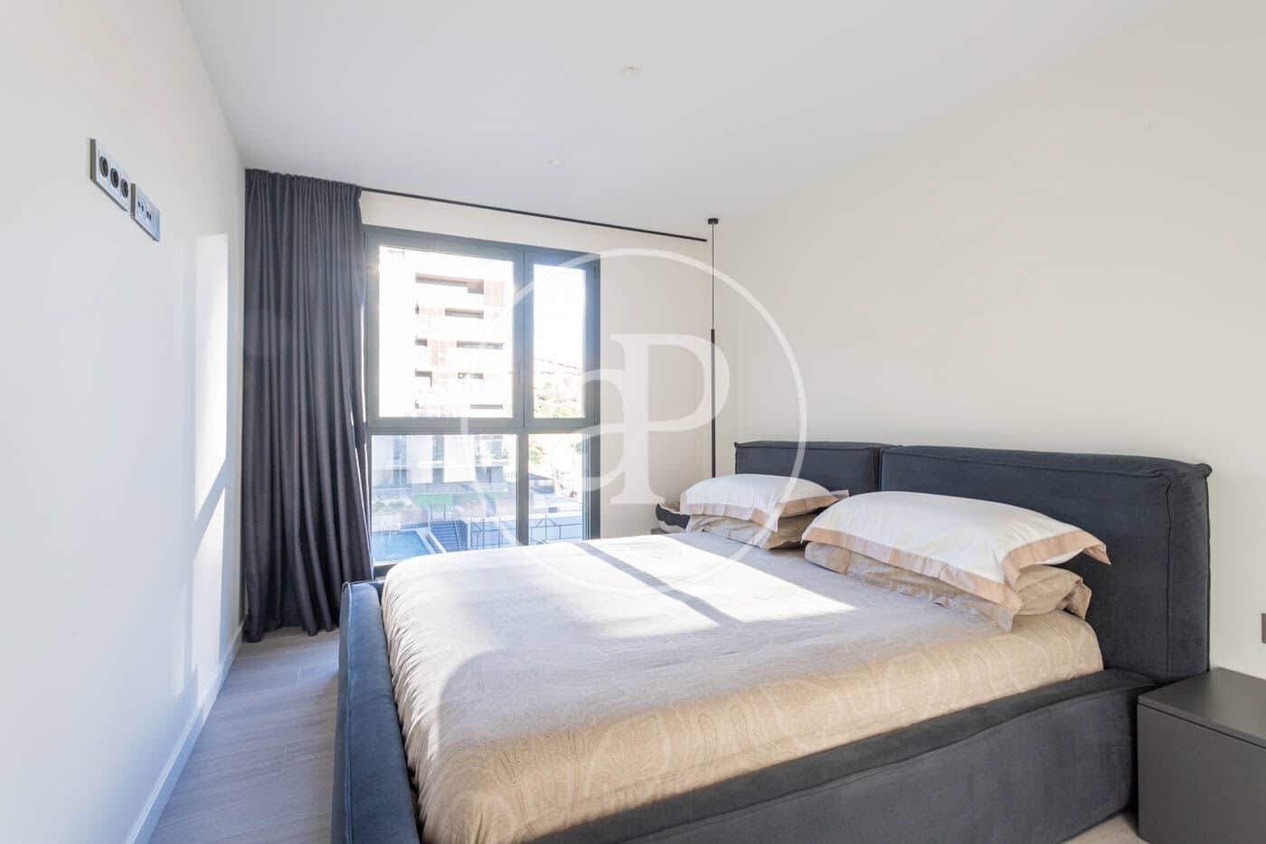 3 soveværelse Lejlighed til salg i Esplugues de Llobregat med swimmingpool - € 1.350.000 (Ref: 8855039)