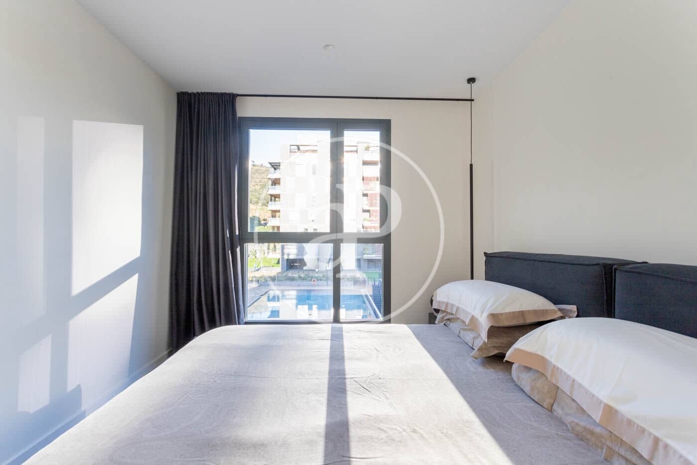 3 soveværelse Lejlighed til salg i Esplugues de Llobregat med swimmingpool - € 1.350.000 (Ref: 8855039)