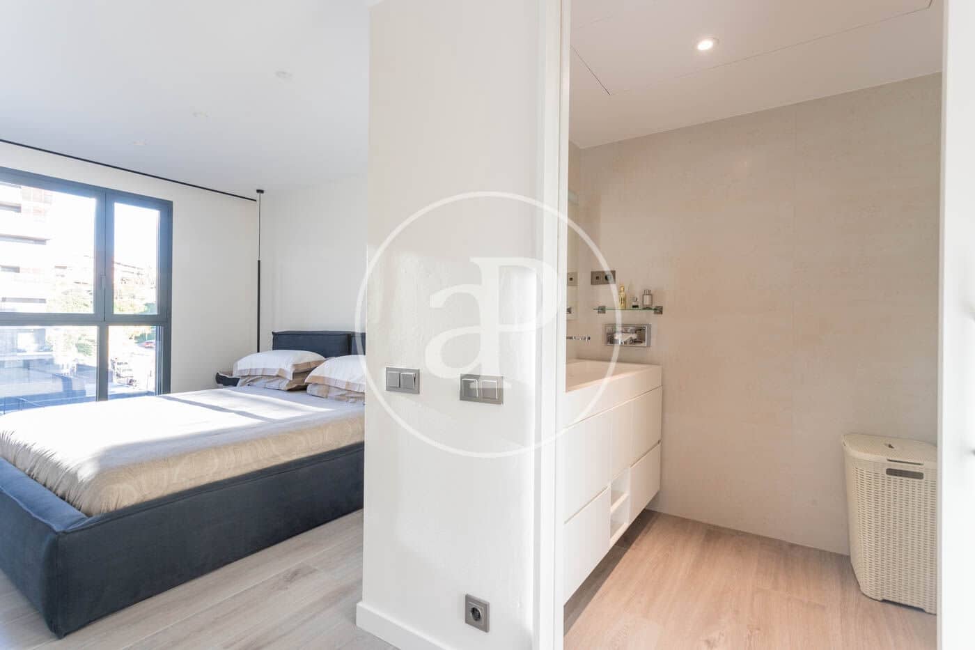 3 soveværelse Lejlighed til salg i Esplugues de Llobregat med swimmingpool - € 1.350.000 (Ref: 8855039)