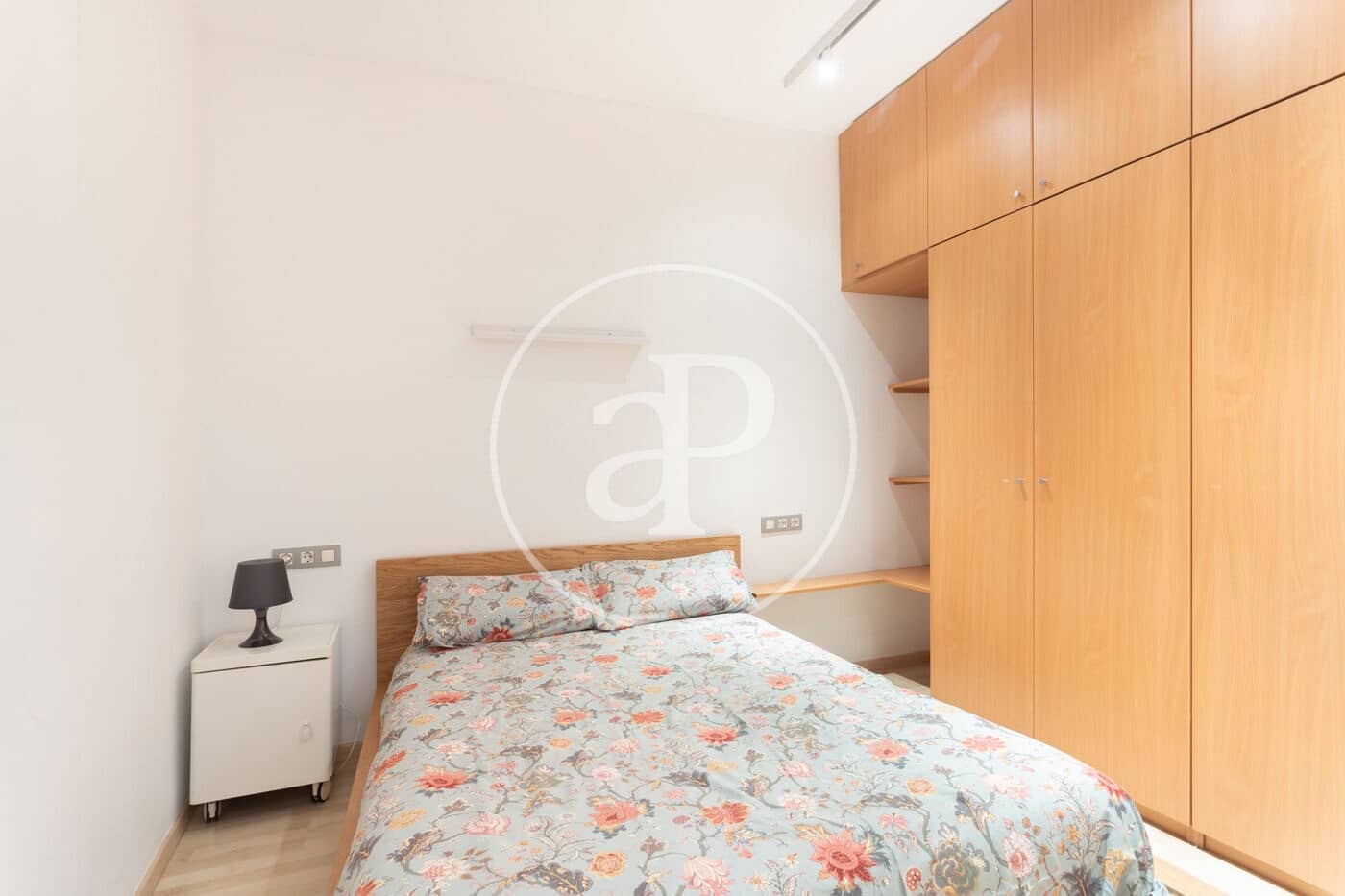 2 slaapkamer Appartement te huur in Barcelona stad - € 1.918 (Ref: 8857749)