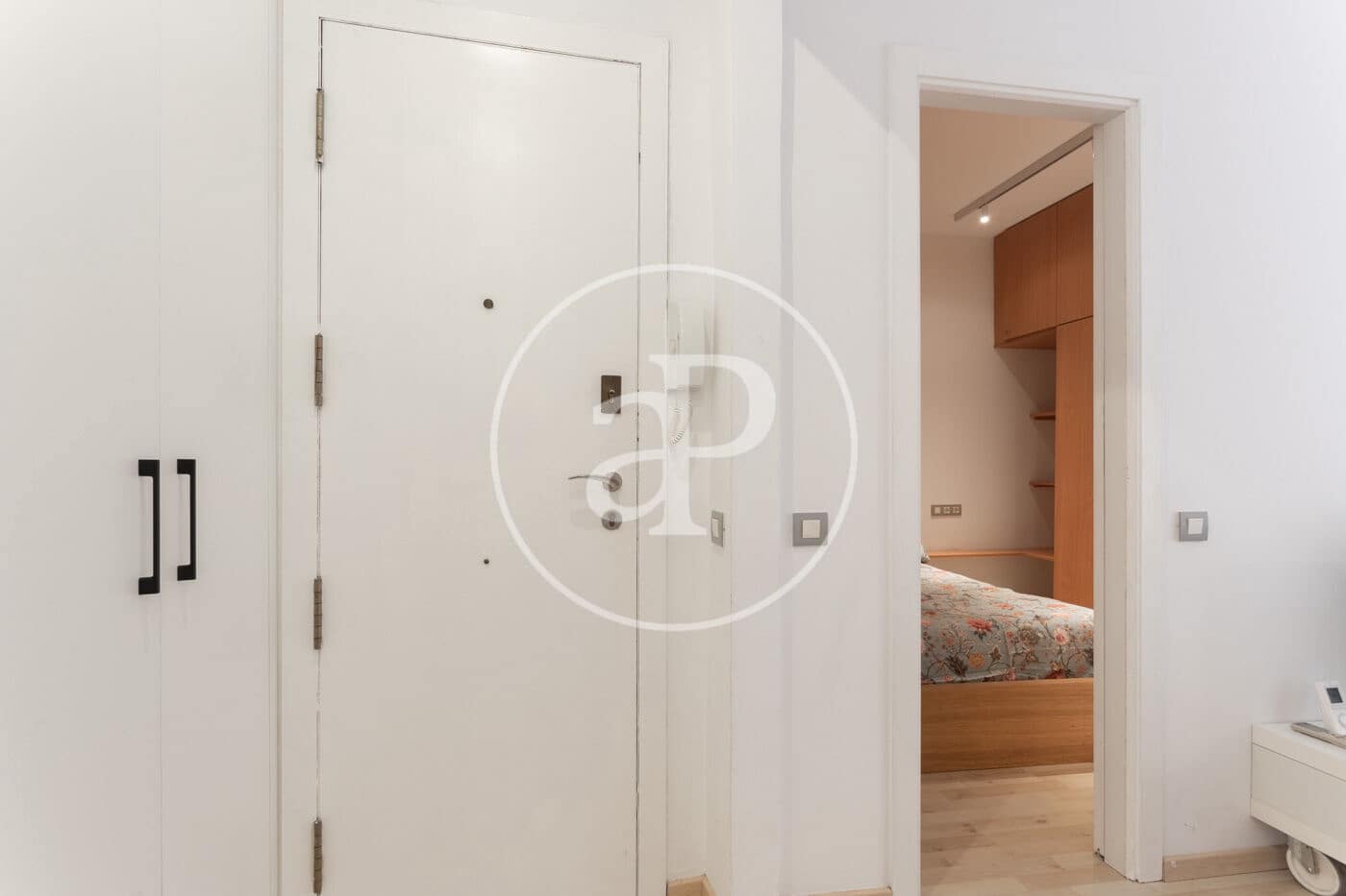 2 slaapkamer Appartement te huur in Barcelona stad - € 1.918 (Ref: 8857749)