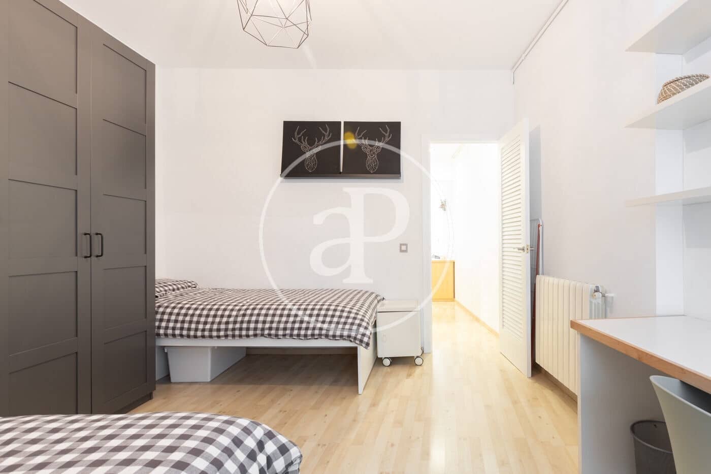2 slaapkamer Appartement te huur in Barcelona stad - € 1.918 (Ref: 8857749)